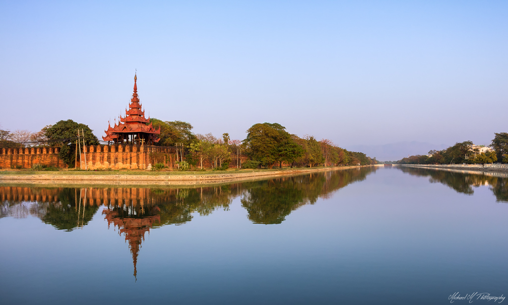 Myanmar Gallerie myanmar mandalay palace with river